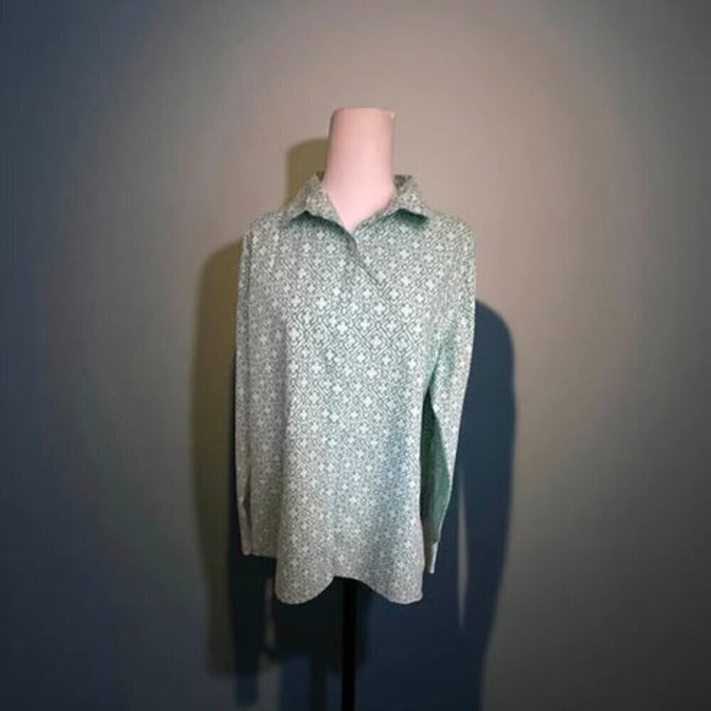 GREEN/WHITE BUTTON DOWN - Picture 2 of 4